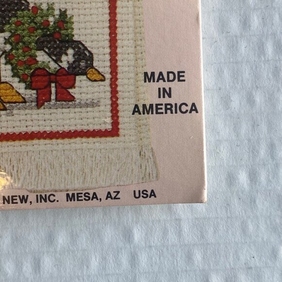 Vtg Country Wireworks Christmas Cross-Stitch Kit of 2 Canadian Geese Hanger USA - Picture 5 of 8